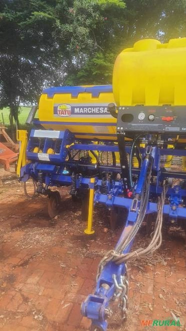 Imagem Plantadeira agrícola PST Plus com 7linha com tanque micron Imagem Plantadeira agrícola PST Plus com 7linha com tanque micron