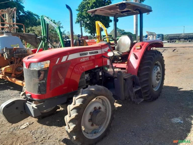Trator Massey Ferguson 4275 4x4 ano 18 Imagem Trator Massey Ferguson 4275 4x4 ano 18