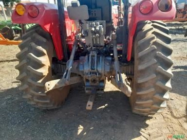 Imagem Trator Massey Ferguson 4275 4x4 ano 18 Imagem Trator Massey Ferguson 4275 4x4 ano 18