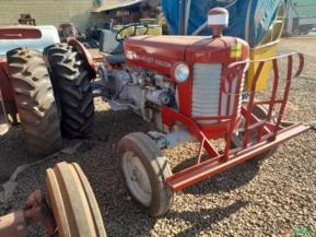 Trator Massey Ferguson 50 X 4x2 ano 74