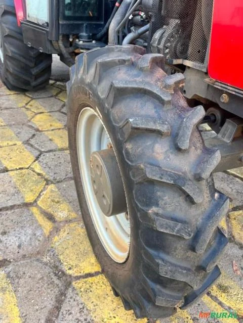 Trator Outros Massey Ferguson 4x4 ano 21