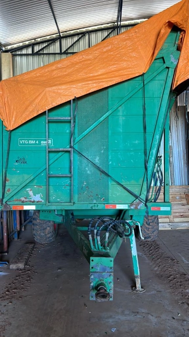 TRANSBORDO DE AMENDOIM E OUTROS, SANTAL Imagem TRANSBORDO DE AMENDOIM E OUTROS, SANTAL