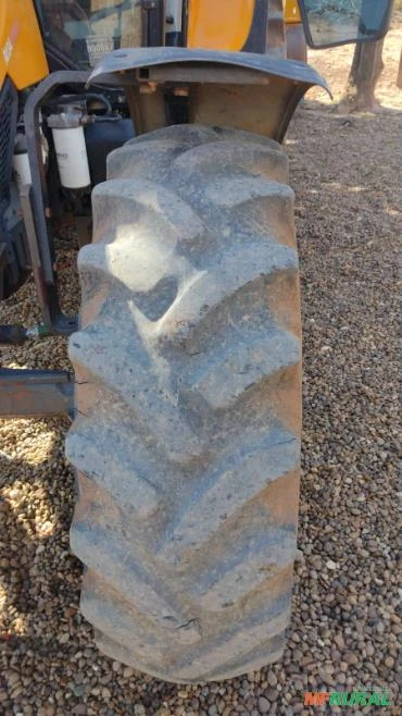 Imagem Trator valtra Imagem Trator valtra