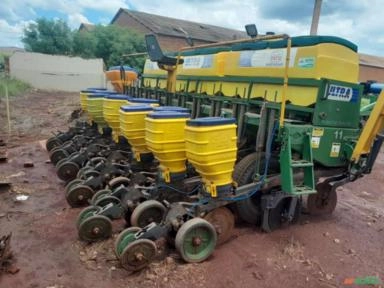 Imagem Plantadeira tatu Imagem Plantadeira tatu