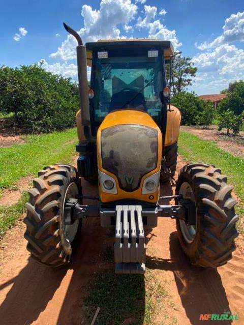 Imagem Trator valtra A950 Imagem Trator valtra A950