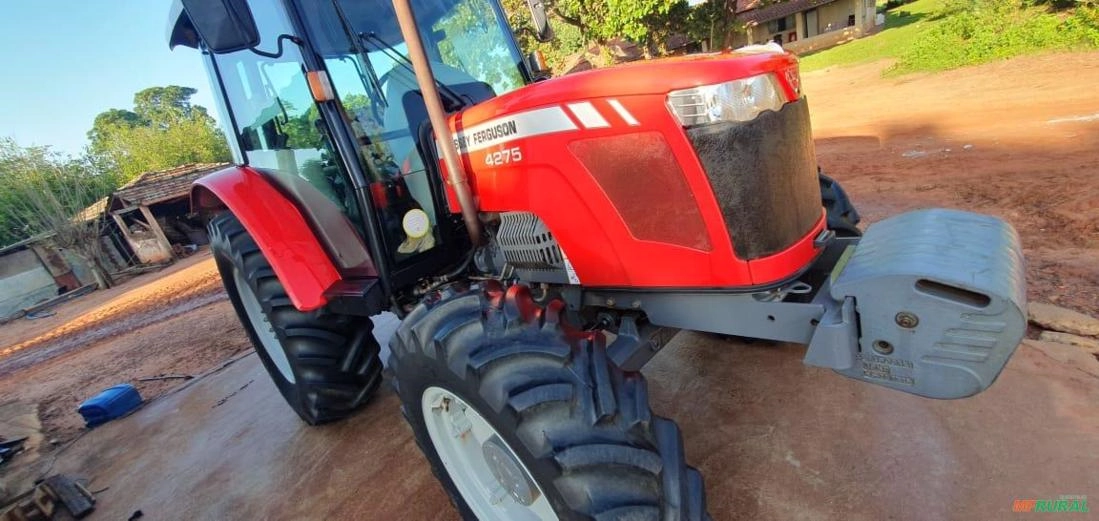 Trator 4275 gabini original Imagem Trator 4275 gabini original