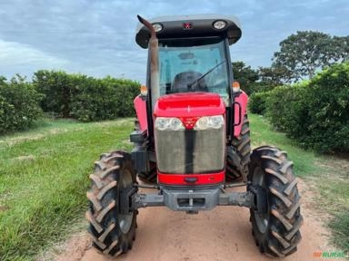 Imagem Trator Massey Ferguson 4409 agrícola Imagem Trator Massey Ferguson 4409 agrícola