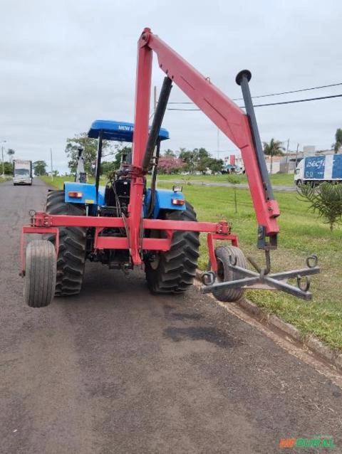 Guincho de Bag Piccin, giratório e roda louca, semi novo, pronto para o uso Imagem Guincho de Bag Piccin, giratório e roda louca, semi novo, pronto para o uso