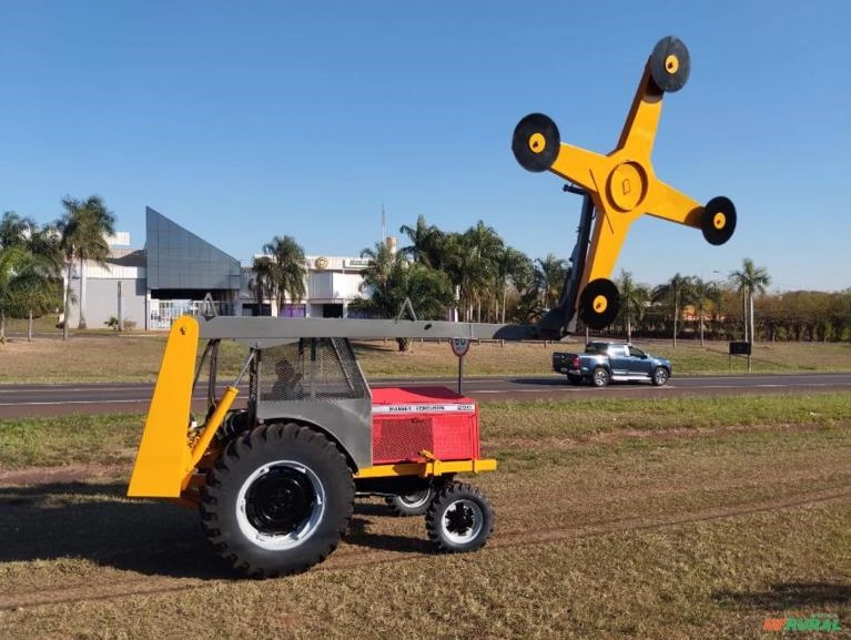 Trator Massey Ferguson 290 podadeira Imagem Trator Massey Ferguson 290 podadeira