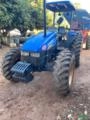 Trator New Holland Tl 85E ano 2011 Com 4 pneus novos  Revisado único dono  Pronto para trabalhar  Op Imagem Trator New Holland Tl 85E ano 2011 Com 4 pneus novos  Revisado único dono  Pronto para trabalhar  Op