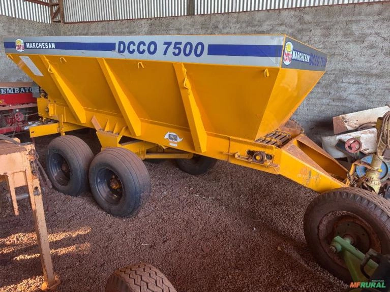 Esparamadeira DCCO 7500 ano 2019 Thunder Com 4 pneus novos  Seminova único dono  Pronto para trabalh Imagem Esparamadeira DCCO 7500 ano 2019 Thunder Com 4 pneus novos  Seminova único dono  Pronto para trabalh