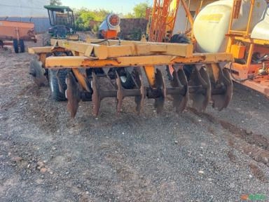 Imagem Grade 16/34 /370 Santa Isabel com 2 pneus novos único proto para trabalhar valor 65 mil Imagem Grade 16/34 /370 Santa Isabel com 2 pneus novos único proto para trabalhar valor 65 mil