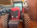 Trator Massey Ferguson 7415 ano 2016 filipado com 6 pneus único dono Com gabini original Pronto p Imagem Trator Massey Ferguson 7415 ano 2016 filipado com 6 pneus único dono Com gabini original Pronto p