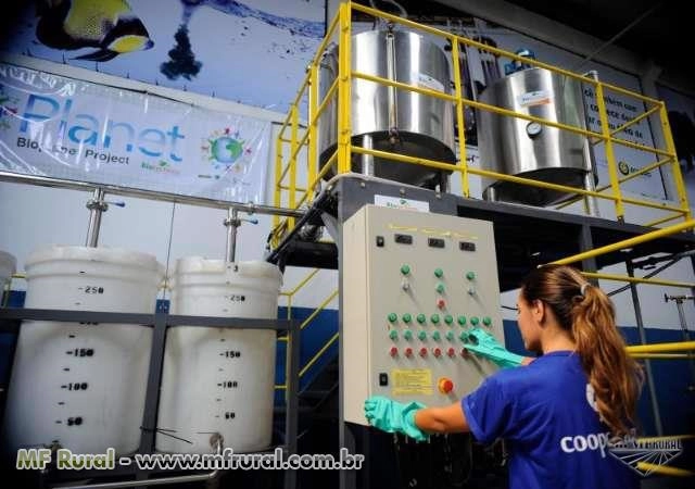 Pequena Planta de Usina de Biodiesel Imagem Pequena Planta de Usina de Biodiesel