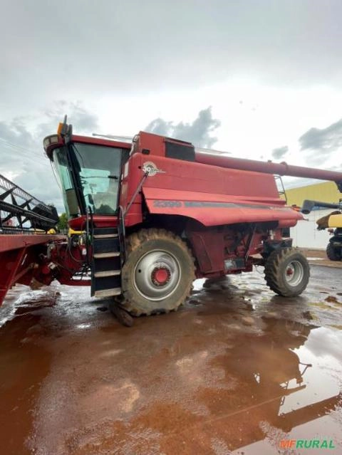 Colheitadeira Case 2399 - Plataforma 30 Pés, 2010 Imagem Colheitadeira Case 2399 - Plataforma 30 Pés, 2010