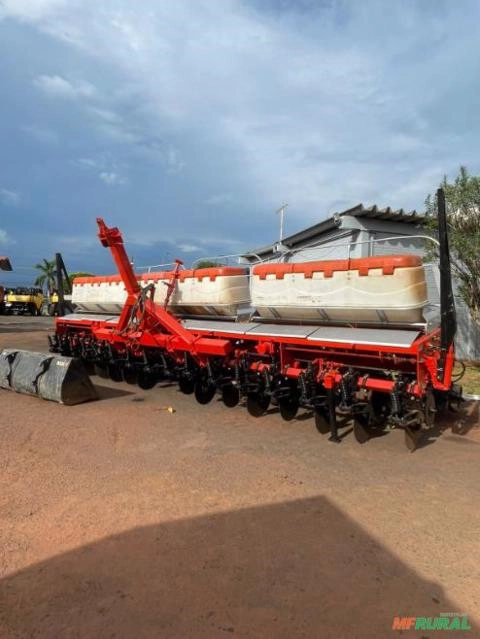 Plantadeira Adubadeira Jumil 3080 - 16 Linhas, Mecânica, 2011 Imagem Plantadeira Adubadeira Jumil 3080 - 16 Linhas, Mecânica, 2011