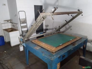 Imagem Mesa de Serigrafia De Impressão em papel manual Imagem Mesa de Serigrafia De Impressão em papel manual