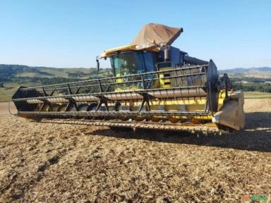 PLATAFORMA DE SOJA NEW HOLLAND - MODELO 25F ANO 2018