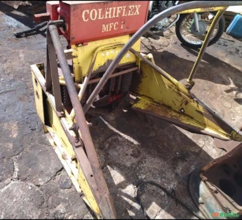 Imagem ENSILADEIRA FORRAGEIRA MENTA COLHIFLEX MFC 1 Imagem ENSILADEIRA FORRAGEIRA MENTA COLHIFLEX MFC 1