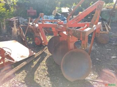 ARADO SANTA IZABEL MODELO 328 Imagem ARADO SANTA IZABEL MODELO 328