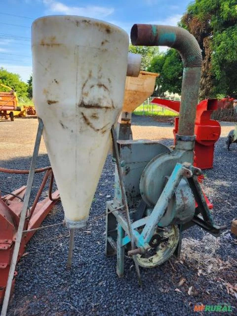 Imagem TRITURADOR DESINTEGRADOR PICADEIRA MARCA NOGUEIRA MODELO DPM4 Imagem TRITURADOR DESINTEGRADOR PICADEIRA MARCA NOGUEIRA MODELO DPM4