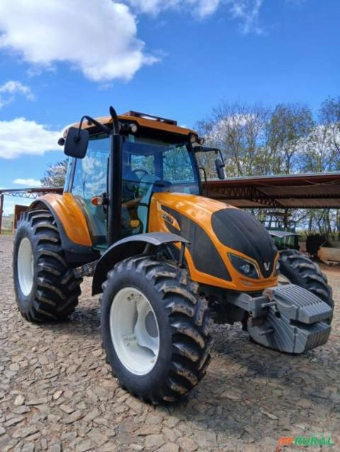 TRATOR AGRÍCOLA VALTRA A134 Imagem TRATOR AGRÍCOLA VALTRA A134