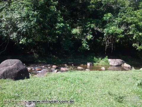 Sitio em Cachoeiras de Macacu - RJ