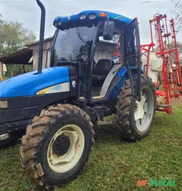 Trator New Holland TL 75 E 4x4 ano 10