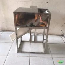 Maquina para fabricação de torresmo