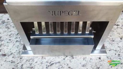 Imagem Quarteador tipo Jones em Aço Inox com 01 ano de garantia Imagem Quarteador tipo Jones em Aço Inox com 01 ano de garantia