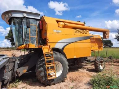 COLHEITADEIRA VALTRA BC4500