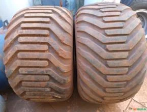 2 pneus com rodas 600/50 22.5