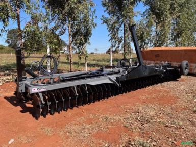 Imagem Grade Niveladora Flutuante Com Transporte Acionado No Pistão 92x22x192 Espaçamento Imagem Grade Niveladora Flutuante Com Transporte Acionado No Pistão 92x22x192 Espaçamento