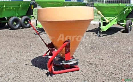 Distribuidor Semeador de Calcario e Fertilizantes Monodisco 600 - VICON