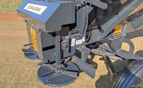 Imagem Distribuidor de Calcario e Fertilizantes DCF-C 6000 – Baldan > Novo Imagem Distribuidor de Calcario e Fertilizantes DCF-C 6000 – Baldan > Novo