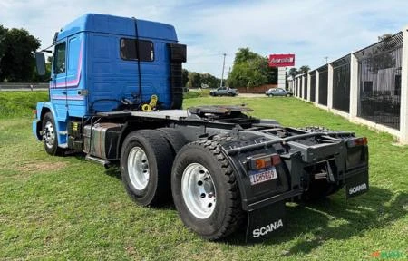 Caminhão Scania T113H 6X2 Topline