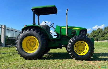 Trator John Deere 6125E 4X4 2019 Com 1792 Horas