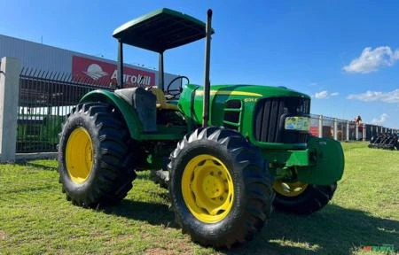 Trator John Deere 6125E 4X4 2019 Com 1792 Horas