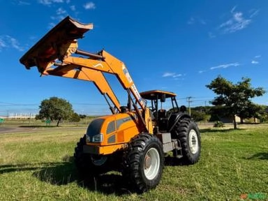 Imagem Trator Valtra Bh 180 4X4 c/ 3709 Horas c/ conjunto lamina e concha Tatu Imagem Trator Valtra Bh 180 4X4 c/ 3709 Horas c/ conjunto lamina e concha Tatu