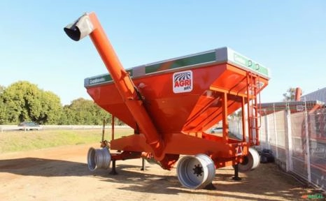 Carreta Graneleira Modelo Granbox 25.000 C/4 Rodas Imagem Carreta Graneleira Modelo Granbox 25.000 C/4 Rodas