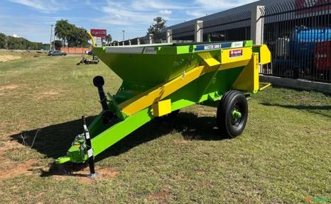 Distribuidor De Adubo E Calcario Master 3000 D Piccin Imagem Distribuidor De Adubo E Calcario Master 3000 D Piccin