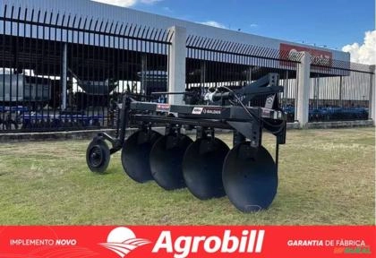 Arado Reversivel Hidraulico De 4 Disco Liso 28"X6,00Mm Com Cubos Graxa - Baldan Imagem Arado Reversivel Hidraulico De 4 Disco Liso 28"X6,00Mm Com Cubos Graxa - Baldan