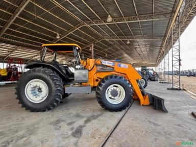 TRATOR VALTRA BH 180 4X4 ANO 2015 COM 3701 HORAS COM CONJ DE LAMINA E CONCHA TATU Imagem TRATOR VALTRA BH 180 4X4 ANO 2015 COM 3701 HORAS COM CONJ DE LAMINA E CONCHA TATU