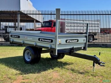 Carreta Agrícola CBTEC 4000 Basculante Manual 2500L/ 4 Toneladas Rodado Duplo aro 16 - Tecmesteel Imagem Carreta Agrícola CBTEC 4000 Basculante Manual 2500L/ 4 Toneladas Rodado Duplo aro 16 - Tecmesteel