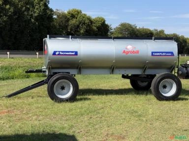 Tanque De Agua E Diesel Tankflex 8000 Litros 2E RS Pneu 275/80x22.5 - Tecmesteel Imagem Tanque De Agua E Diesel Tankflex 8000 Litros 2E RS Pneu 275/80x22.5 - Tecmesteel