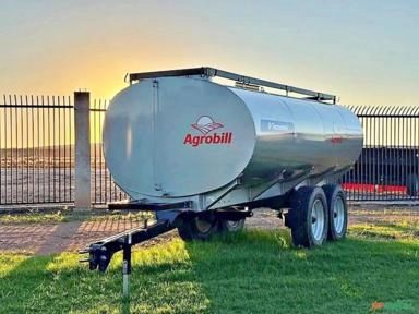 Tanque De Agua E Diesel Tankflex 10500 Litros RT Pneu 275/80x22.5 - Tecmesteel Imagem Tanque De Agua E Diesel Tankflex 10500 Litros RT Pneu 275/80x22.5 - Tecmesteel