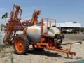 Pulverizador Jacto Advance 2000 Litros com barras - Usado Imagem Pulverizador Jacto Advance 2000 Litros com barras - Usado