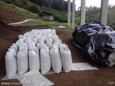 Esterco de galinha seco moido Imagem Esterco de galinha seco moido