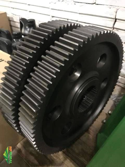 PEÇAS PARA COLHEITADEIRAS E TRATORES Imagem PEÇAS PARA COLHEITADEIRAS E TRATORES