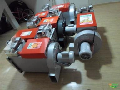 Aquecedor Elétrico para Granjas Frangos Imagem Aquecedor Elétrico para Granjas Frangos